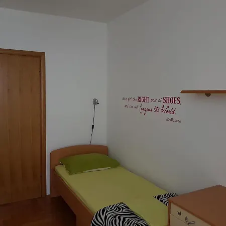 Apartman View